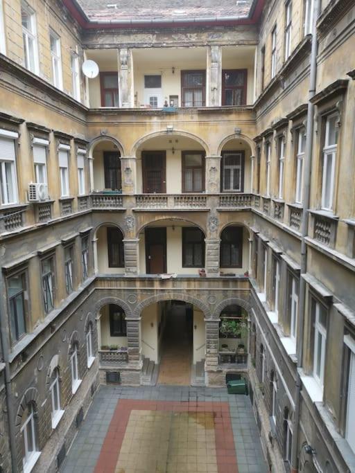 Voros Downtown With Free Parking Apartamento Budapest